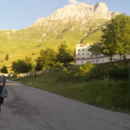 La Tana Del Capriolo アパート